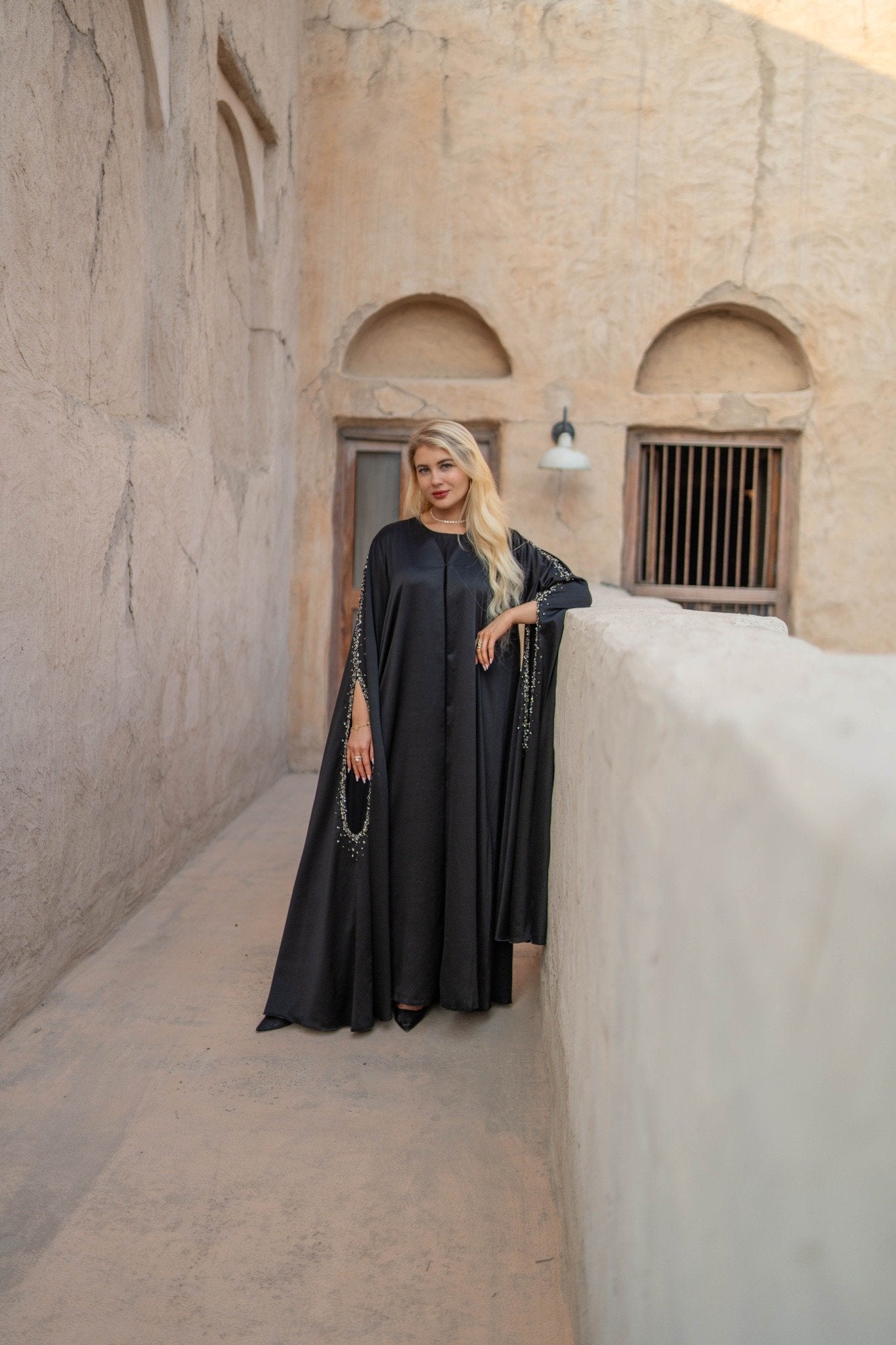 Layal Noor Abaya